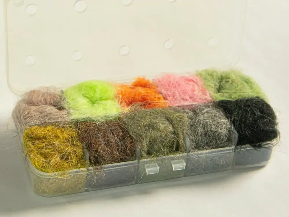 Cenová Bomba Tommi-fly NATURAL DUBBING MIX - box
