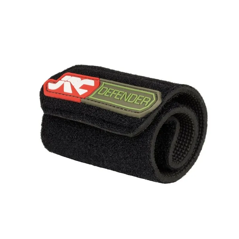 Novinka Neoprenové pásky na pruty JRC Defender Neoprene Rod Wraps