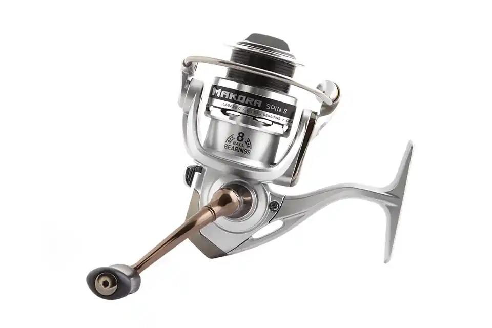 Sleva LUCKY JOHN Naviják Makora Spin 8 3000FD