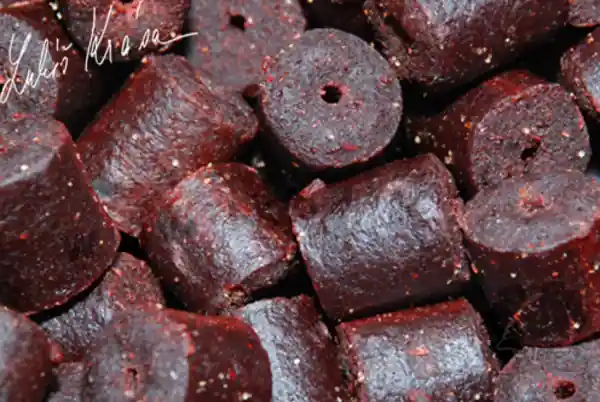 LK Baits Salt Red Hallibut Pellets 1kg, 20mm Víkendová Akce