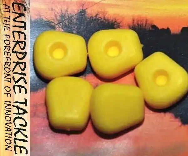 Cenová Bomba ENTERPRISE TACKLE Imitace Kukuřice různé velikosti plovoucí