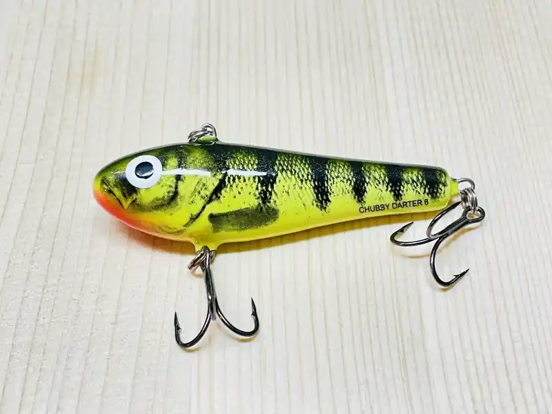 WOBLER Salmo CHUBBY Darter YPH 6cm / 15g Akce