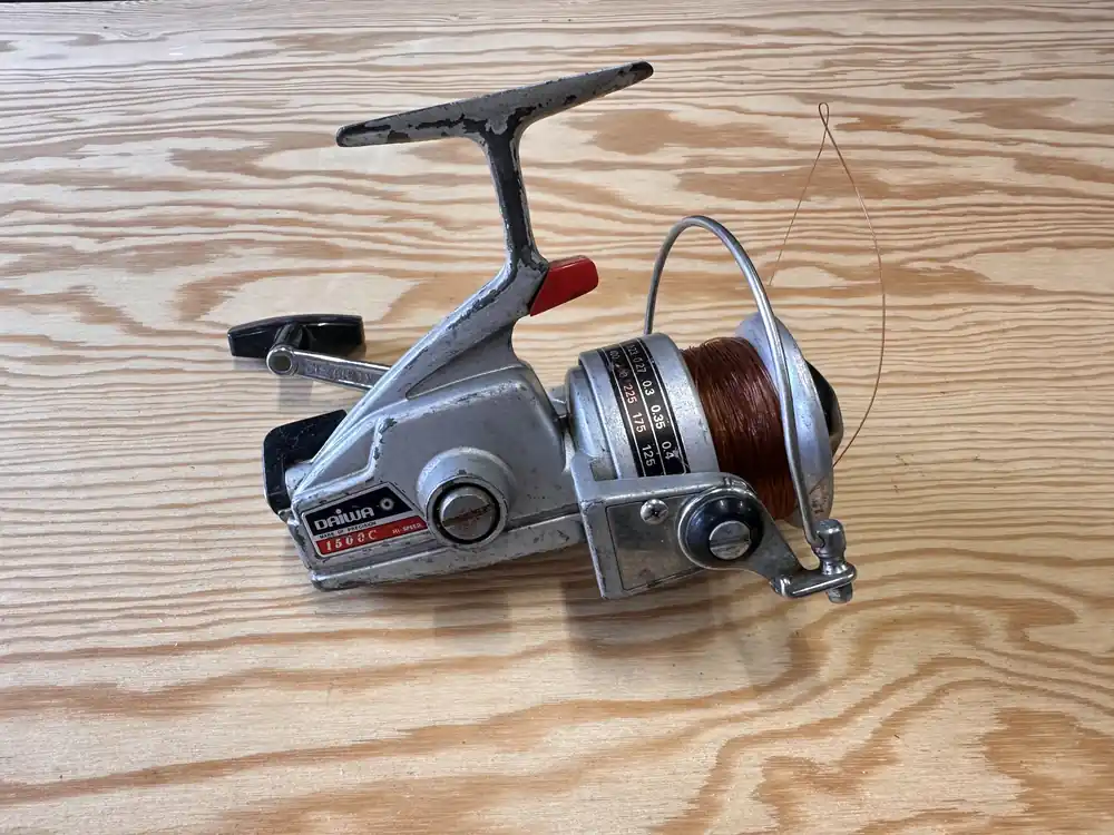 Nová Kolekce RETRO NAVIJÁK DAIWA 1500 C