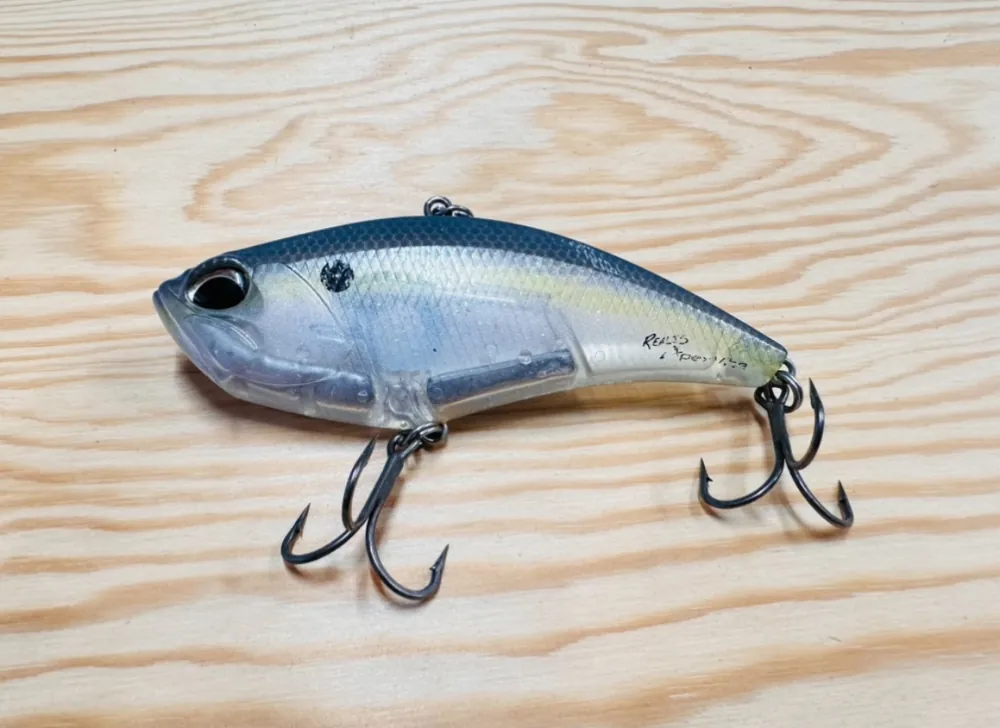 Wobler DUO Realis Apex Tune Vibration 100 / 10 cm / 32 g Akční Nabídka