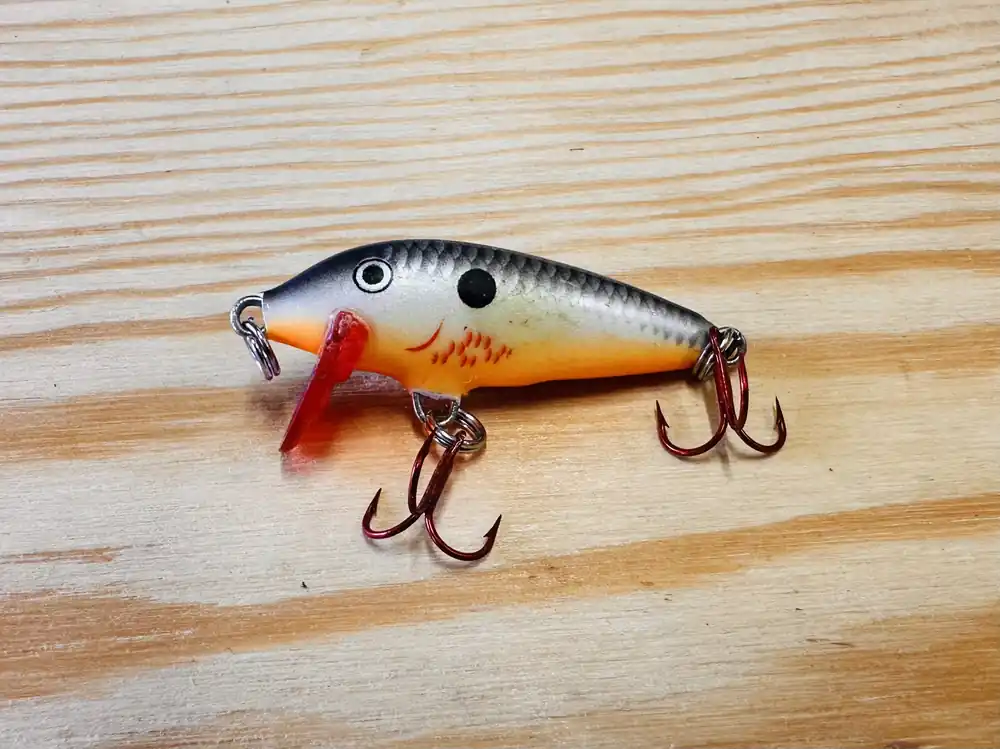 Zlevněný Wobler RAPALA Countdown 3 cm / 4 g