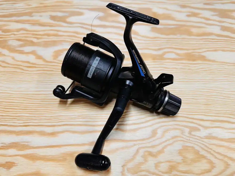 Koupit Online NAVIJÁK SHIMANO BAITRUNNER AERO 6000 GTE