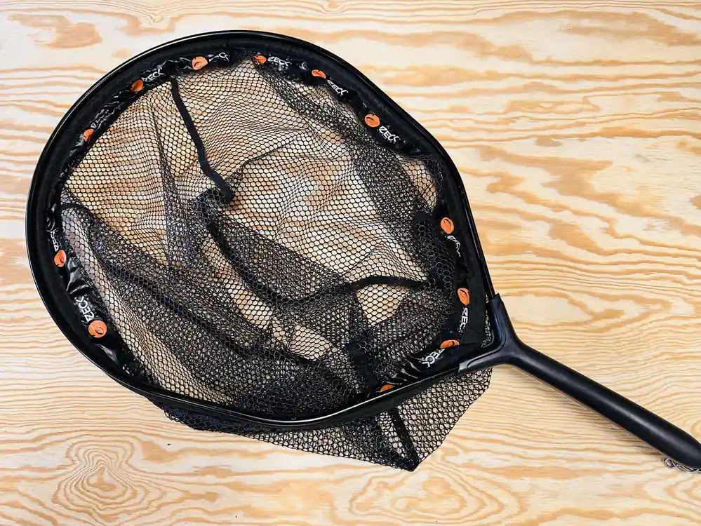 ZECK PŘÍVLAČOVÝ PODBĚRÁK RAKETA S MAGNETEM POGUGUMOVÁ SÍŤKA 55X45 CM Akční Cena