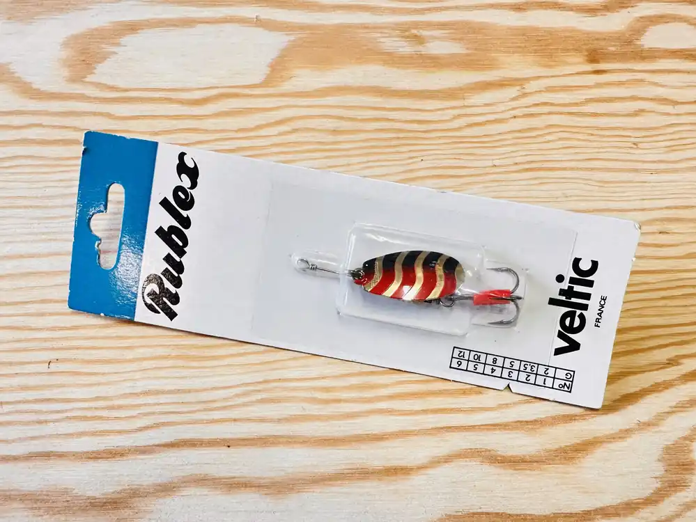 NOVÁ RETRO TŘPYTKA RUBLEX VELTIC 3 Nová Kolekce
