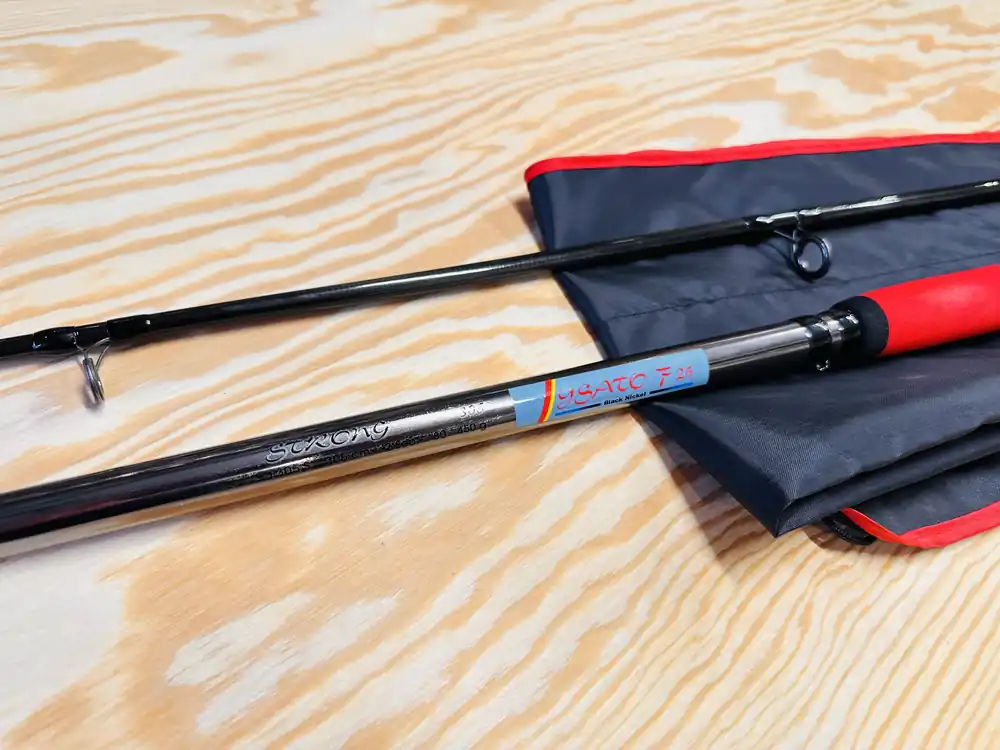 MOŘSKÝ / SUMCOVÝ PRUT BYRON YSATO STRONG BLACK NICKEL F26 / 3,05 M / 80-450 G Akce