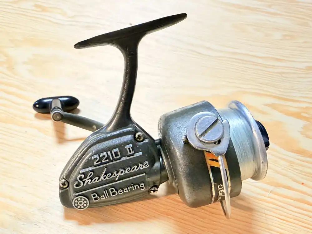Přímo Od Výrobce RETRO NAVIJÁK SHAKESPEARE BALL BEARING 2210 II