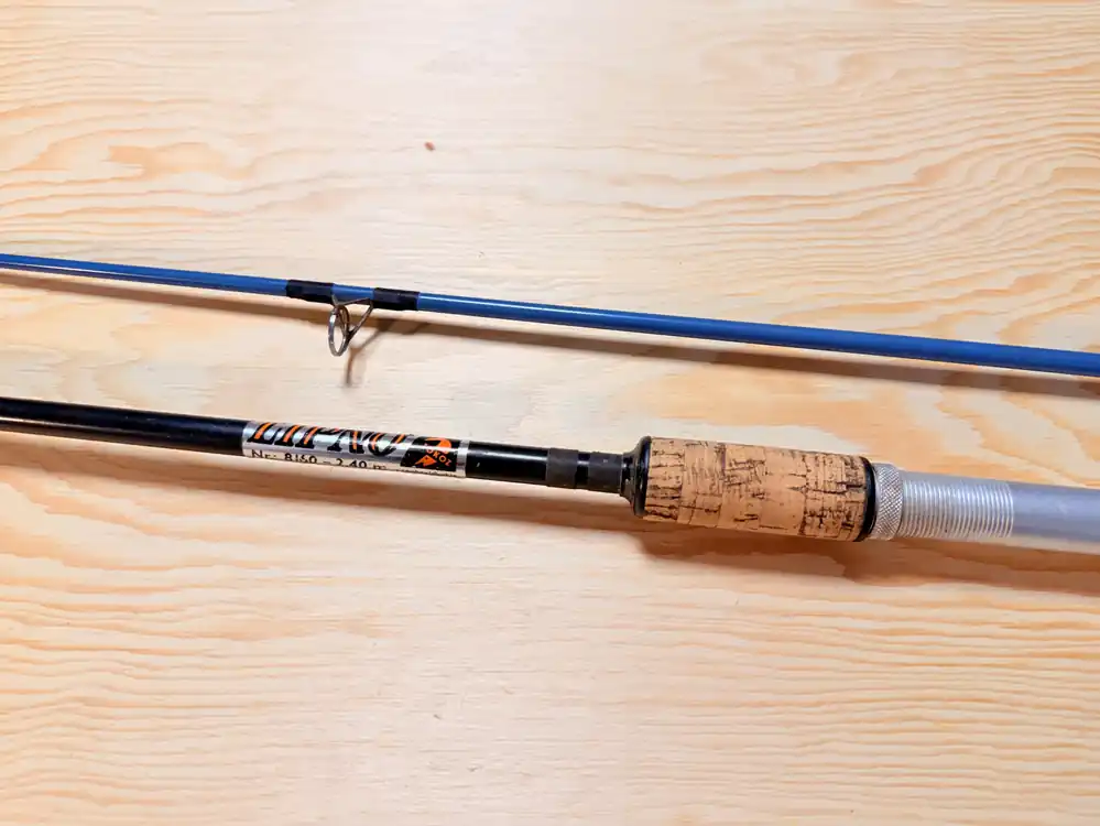 RETRO LAMINÁTOVÝ PRUT TOKOZ LIPNO 8160 / 2,40 M Kup Teď