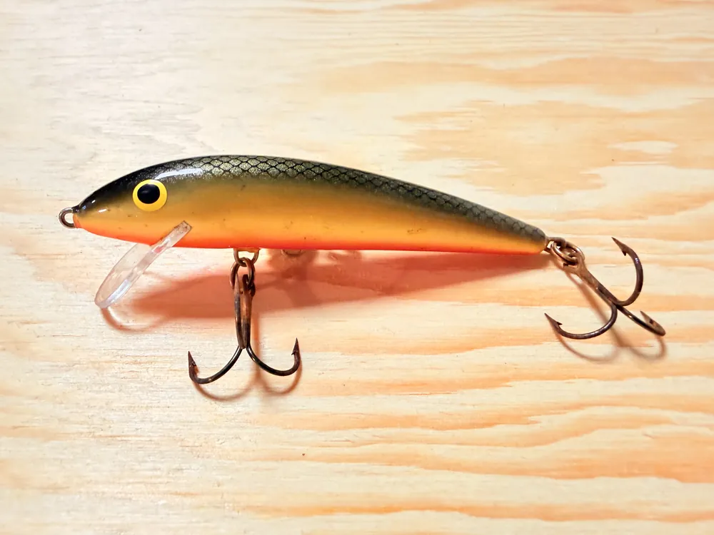 Wobler SALMO Sinking 9 S / 9 cm / 12 g Vrácení Zdarma