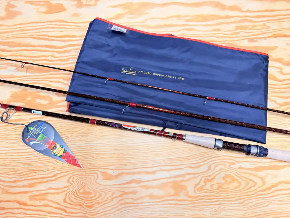 PRUT BYRON FIVE FIBER / 3,9 m / 15-45 g Zlevněný