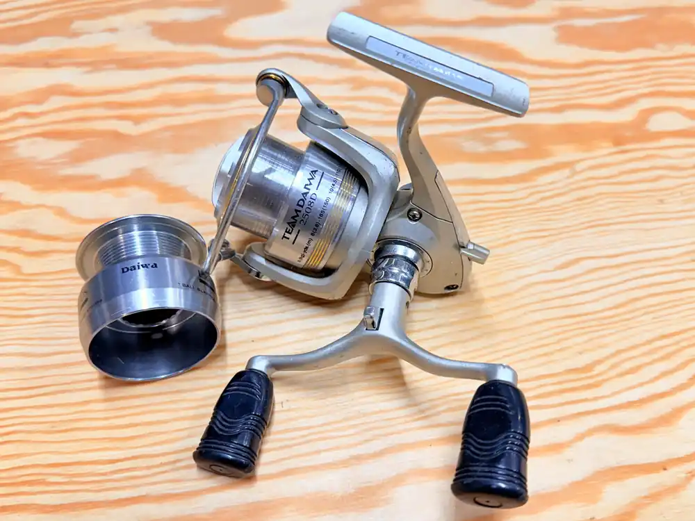 NAVIJÁK TEAM DAIWA 2508 D Odeslání Ihned