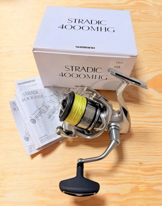 NAVIJÁK SHIMANO STRADIC 4000 MHG Časově Omezené