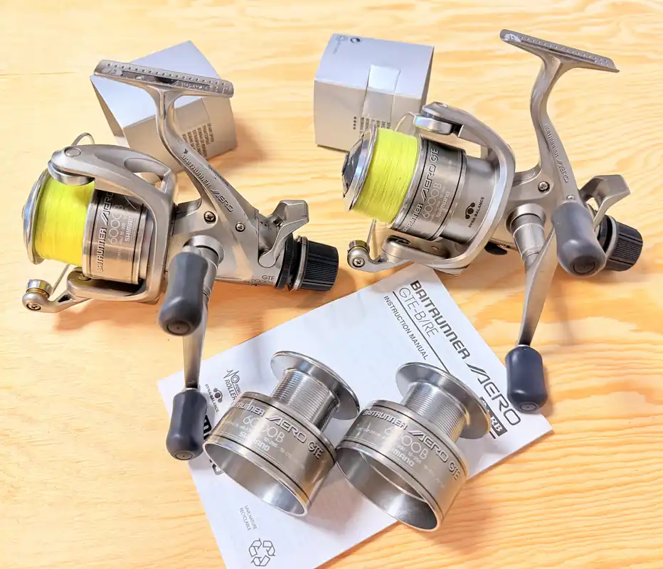 Výprodej 2 NAVIJÁKY SHIMANO BAITRUNNER AERO GTE 6000 B