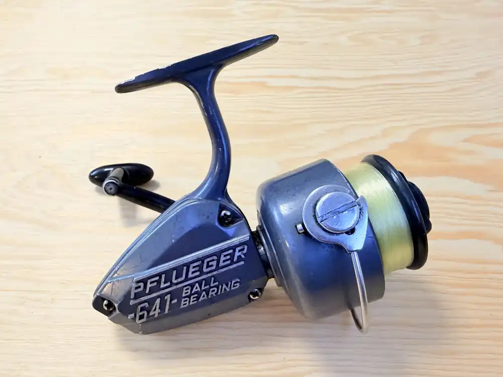 Ověřený RETRO NAVIJÁK PFLUEGER BALL BEARING 641