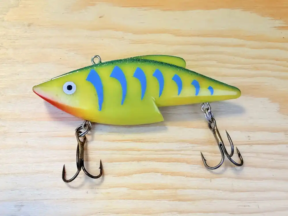 Wobler RATTLIN / 8cm / 13g Horká Nabídka