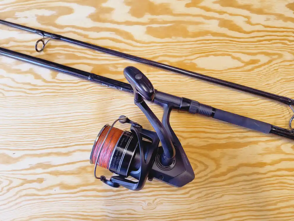 SPODOVÝ SET PRUT PROLOGIC SPOD ROD 3,60M - 4,5LB + NAVIJÁK OKUMA CUSTOM SPOD CS-7000S Nejlepší Volba