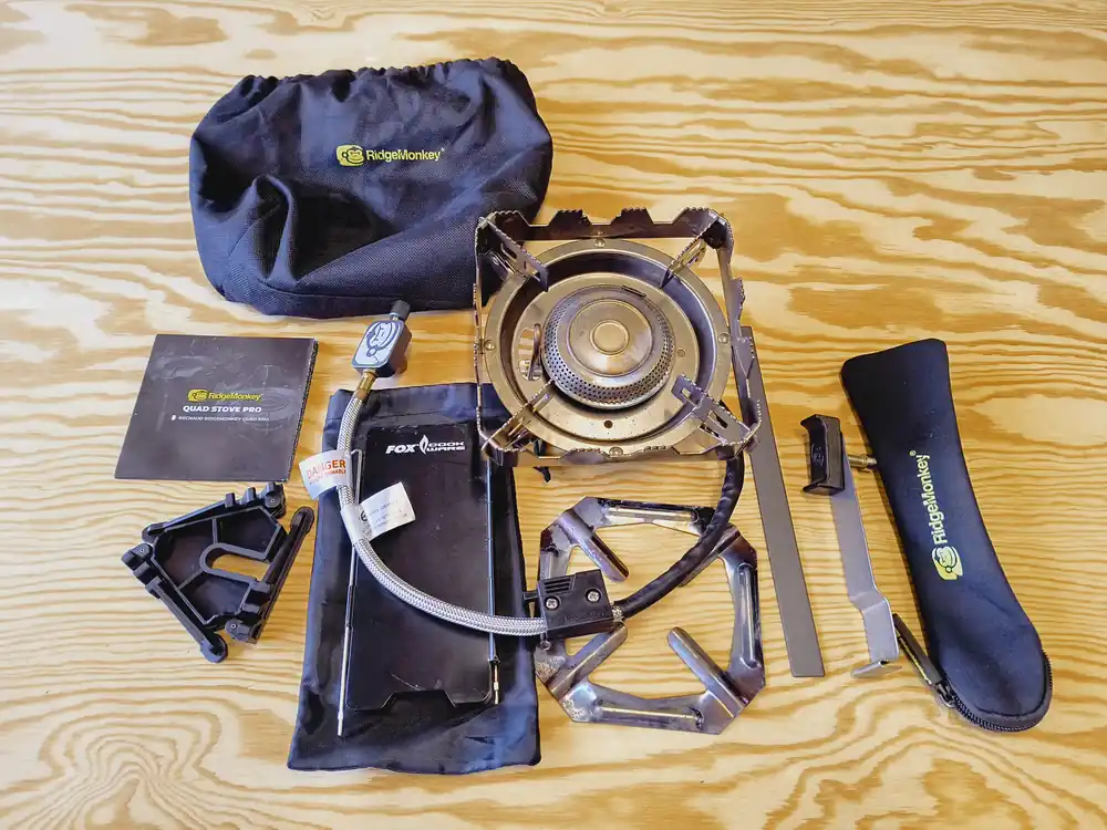 RIDGEMONKEY VAŘIČ QUAD STOVE PRO + FOX ZÁVĚTŘÍ PRO VAŘIČ WINDSHEALD + FOX STABILIZÁTOR NA KARTUŠI Přímo Od Výrobce