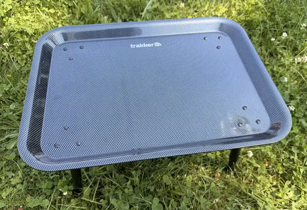 Stolek Trakker Products Carbon Effect Víkendová Akce