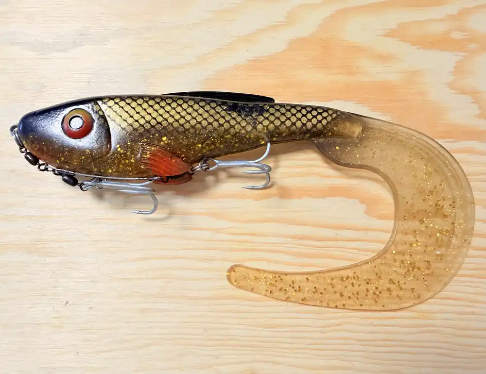 Ihned K Objednání GUMOVÁ NÁSTRAHA ABU GARCIA BEAST CURLY TAIL 21CM SE STINGEREM A ZAVRTÁVACÍ HLAVIČKOU